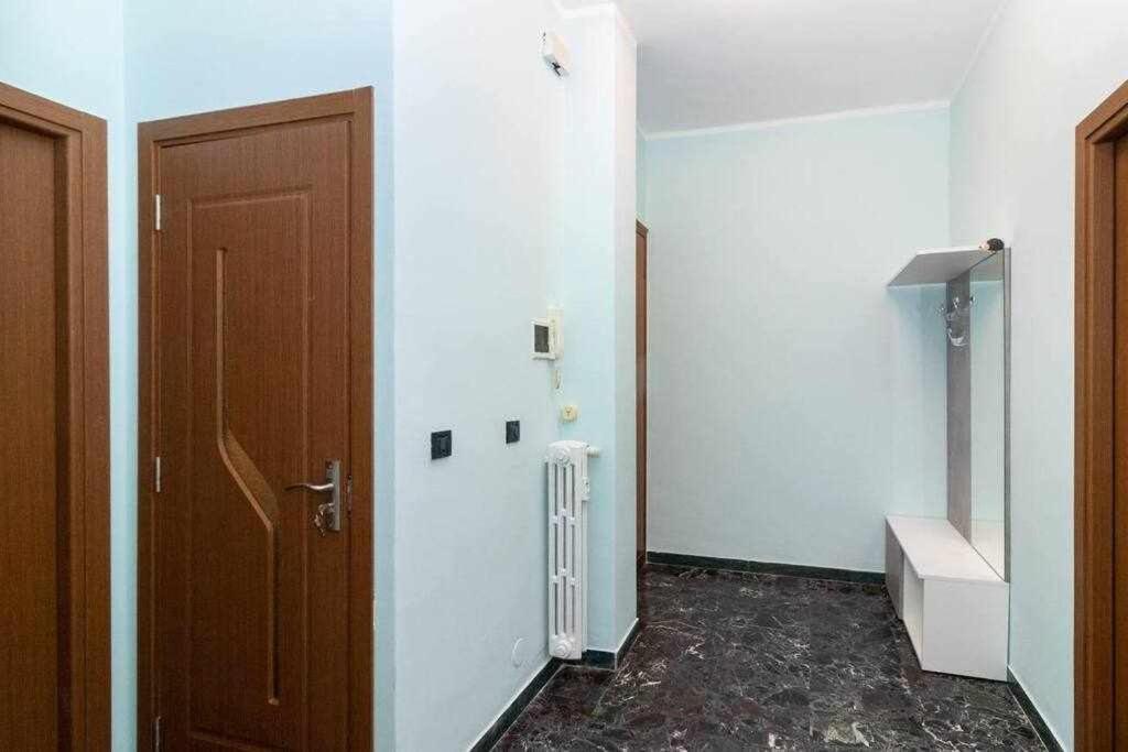 Appartamento A Pochi Passi Dalla Stazione Comodo A Coppie E Famiglie, Casa Ferrucci Collegno Exterior foto